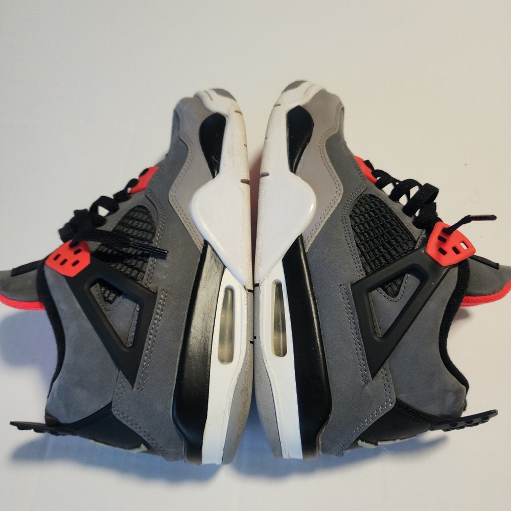 Air Jordan 4 Retro Grey/Infrared Sneakers, Size 7Y - Picture 6 of 12